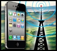 Apple Vows Fix for iPhone Antenna Woes