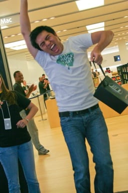 iPhone Users Connect – For The Most Part