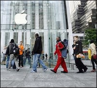 iPhone 3G S Launch Subdued by Apple Standards