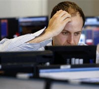 Mobile Phone Makers Deal With Wall Street Havoc
