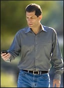Palm ‘Pod-Father’ Takes on Apple in Sync Spat