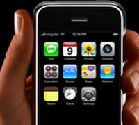 Apple Watchers Salivate Over 3G iPhone Rumors